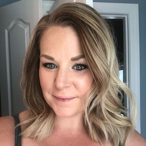 Meet your Posher, Michele